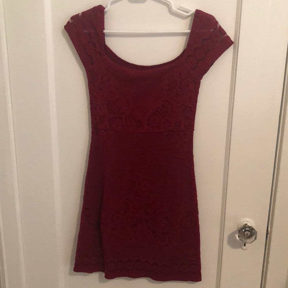 Semi formal Body con dress - Picture 4 of 5